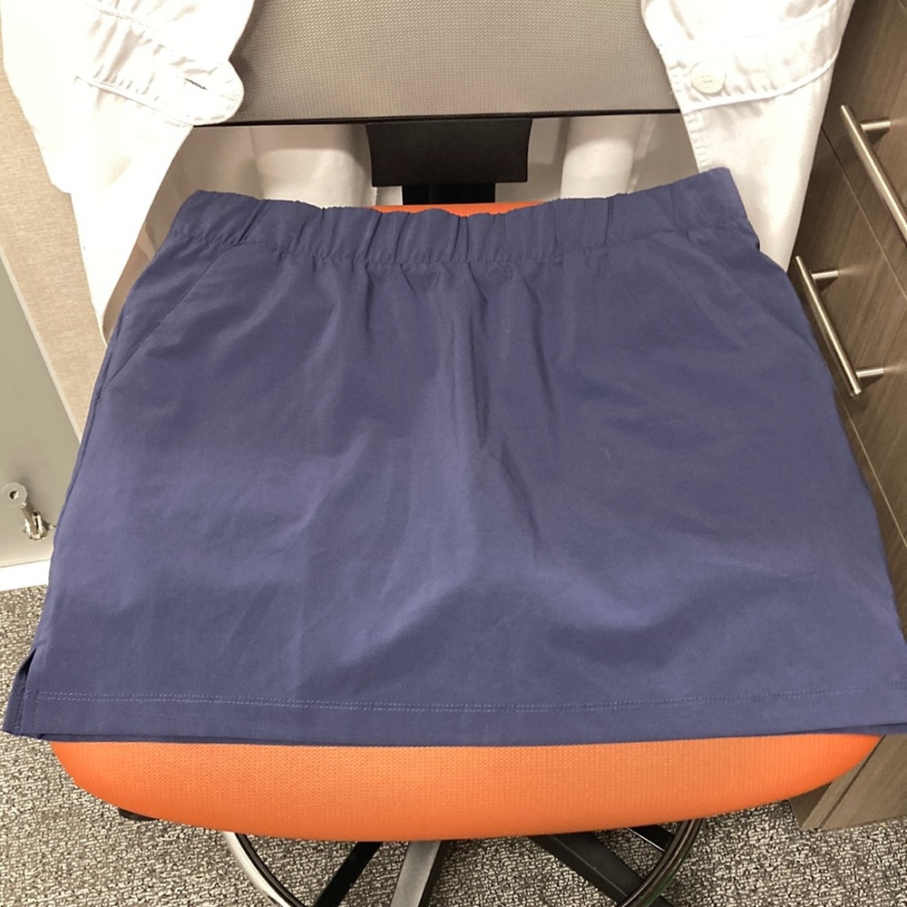 Columbia skort cornflower blue size medium
